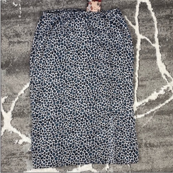 Polly & Esther midi skirt Size M Leopard Print - Picture 1 of 7